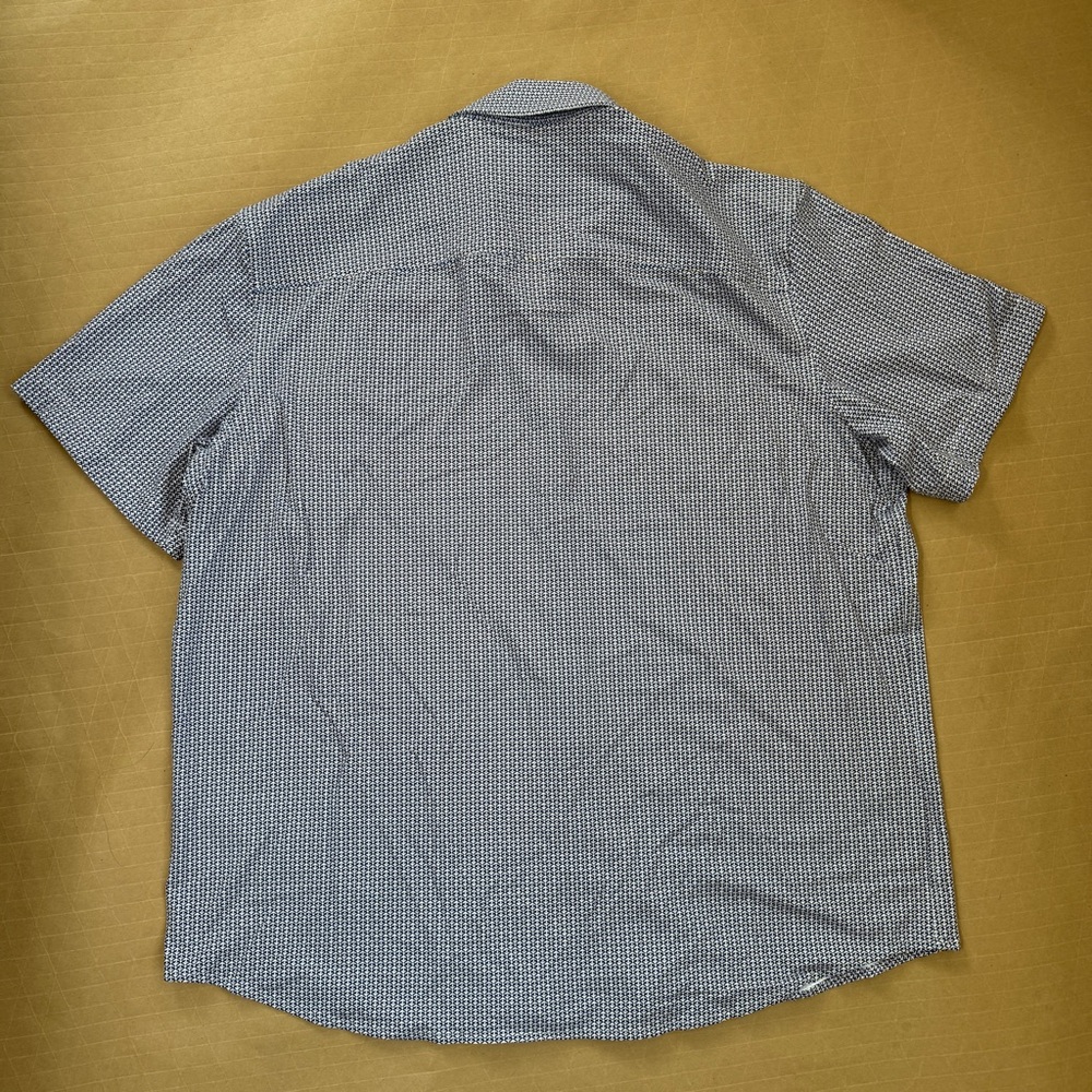 Buttercloth Button down‎ collared Navy Patterned Short Sleeve Shirt - Picture 3 of 3